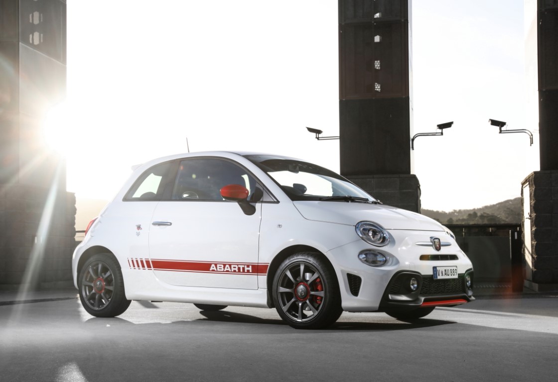Abarth 595 (Automatic)